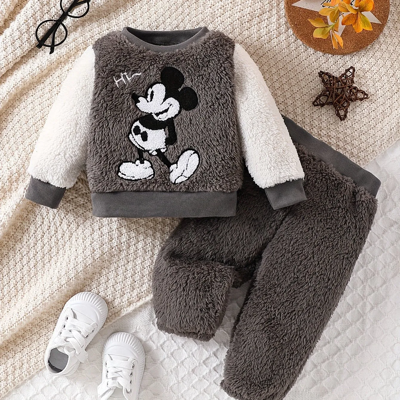 2pcs Baby Boys' Winter Outfit, Cute Cartoon Embroidery Fleece Warm Ribbed Crew Neck Long Sleeve Pullover Top and Plush Warm Cuffed Long Pants, Polyester Knitwear.