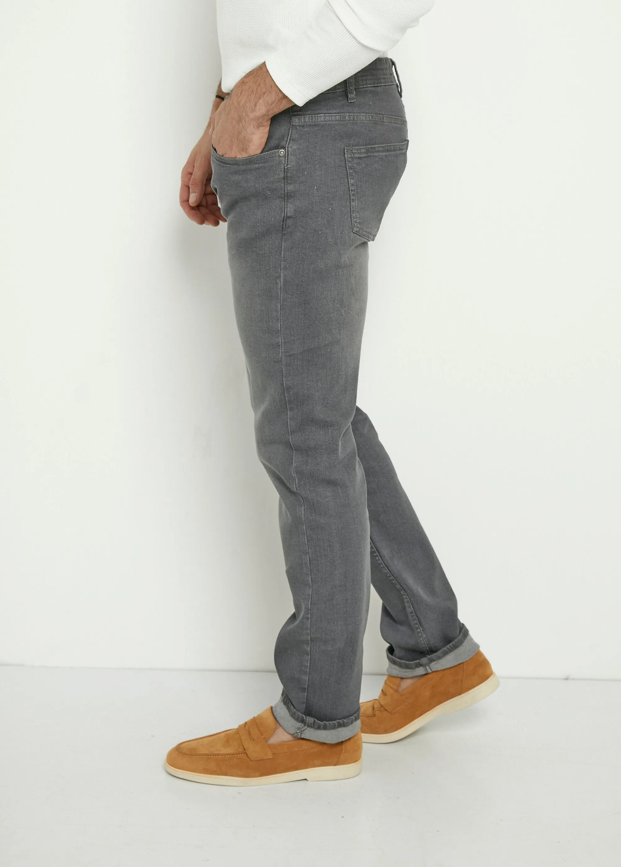 5-pocket straight-cut, stretchy jeans