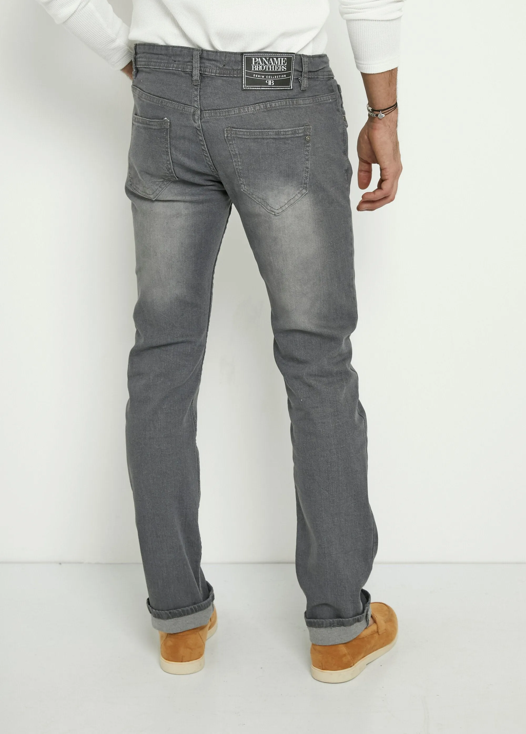 5-pocket straight-cut, stretchy jeans