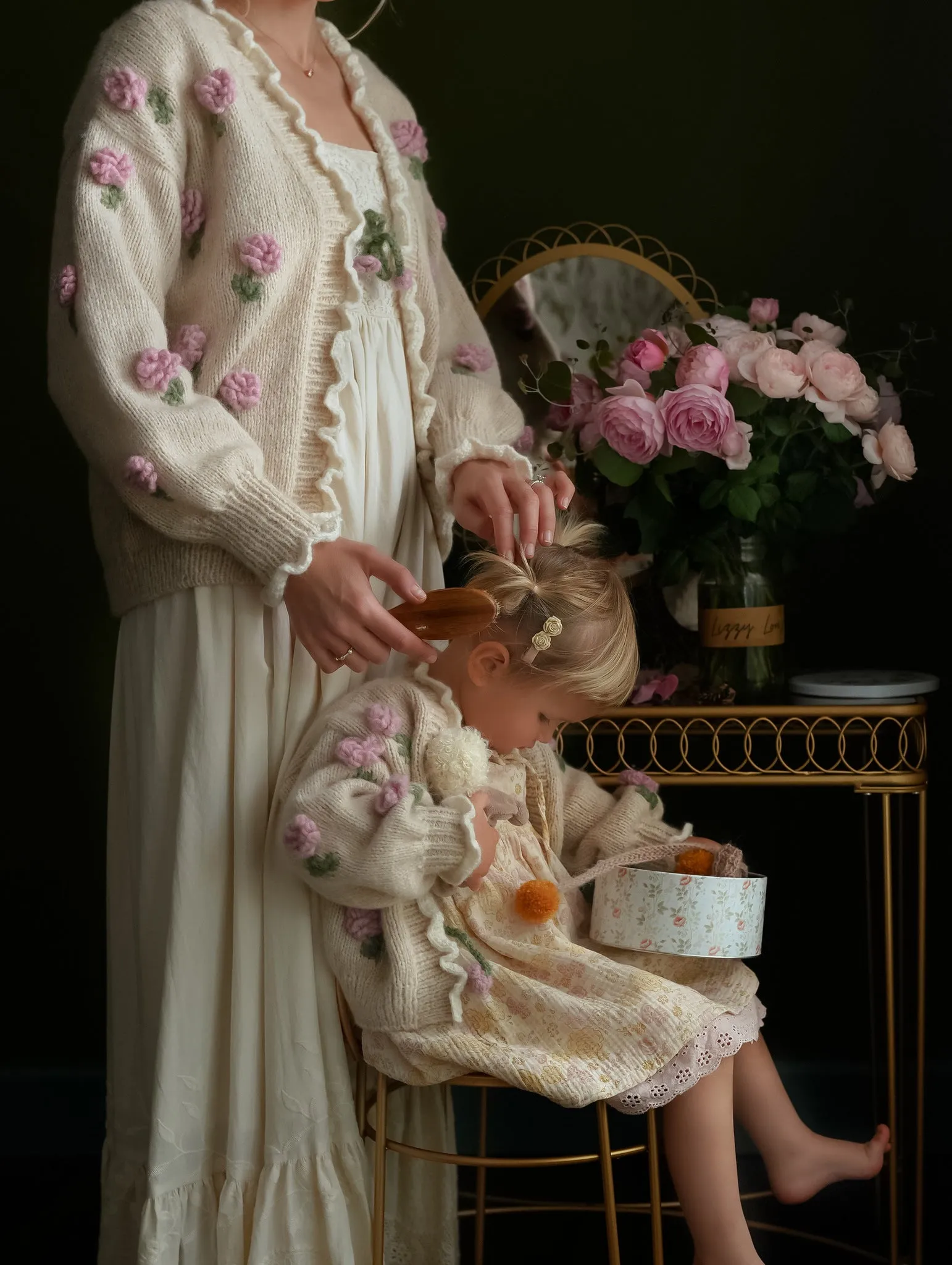 Adult Roses cardigan | Wheat