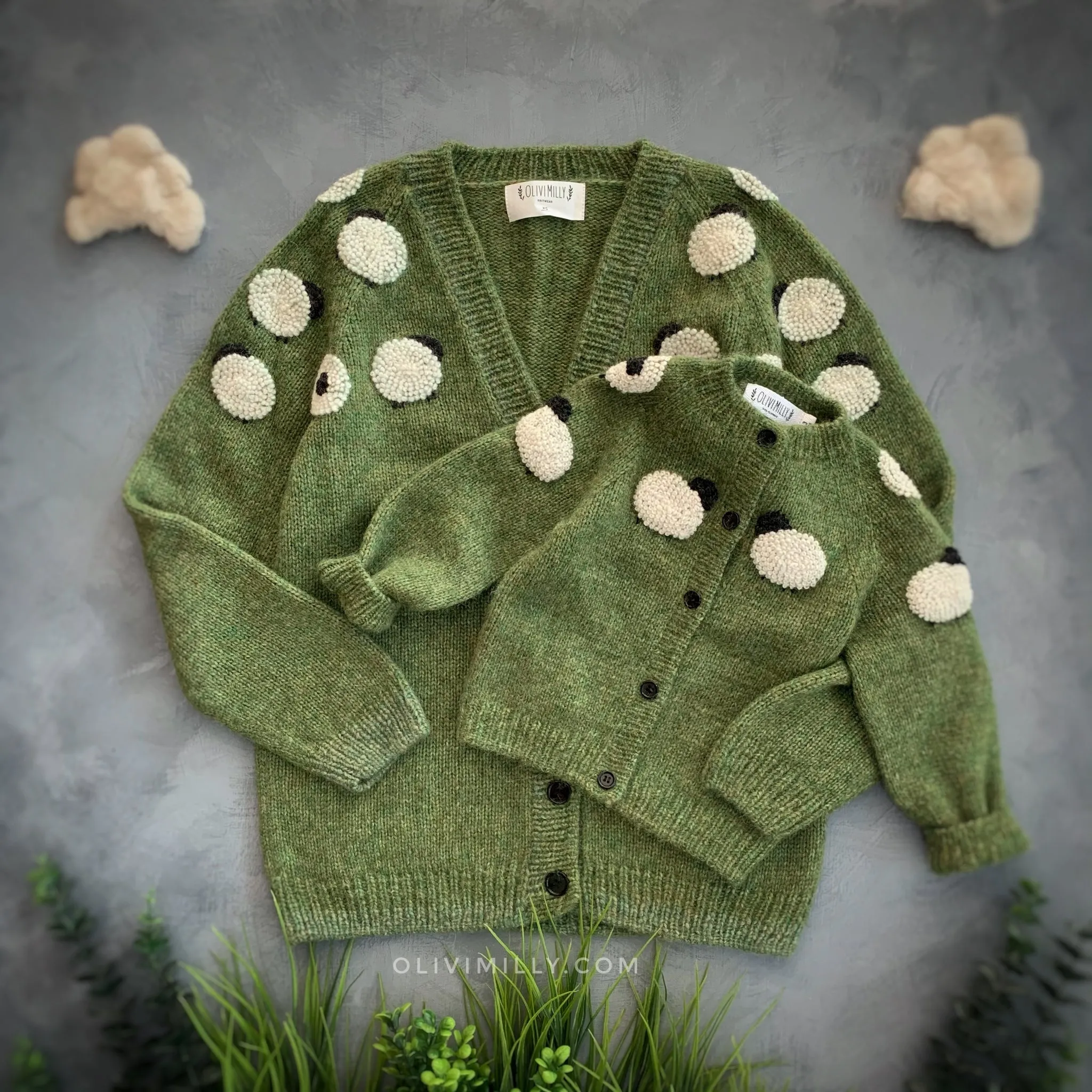 Adult Sheeps cardigan | Moss Green