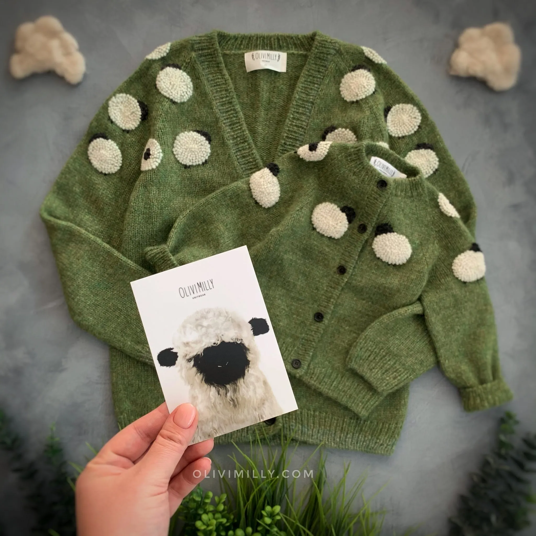 Adult Sheeps cardigan | Moss Green