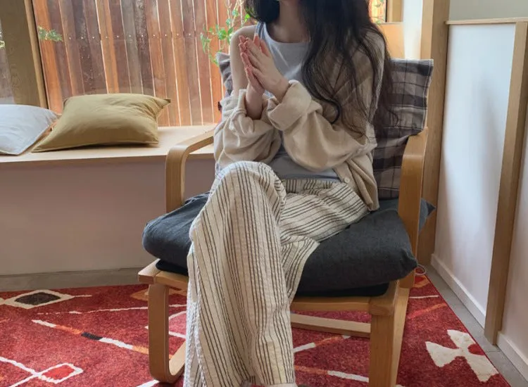 Basic knit cardigan