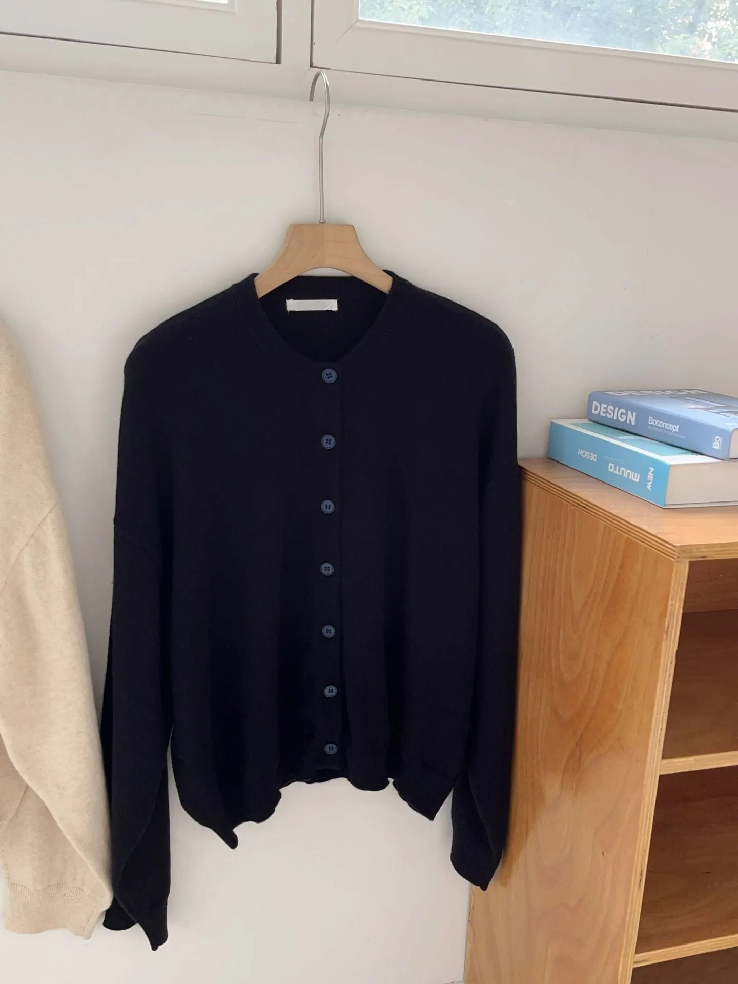 Basic knit cardigan