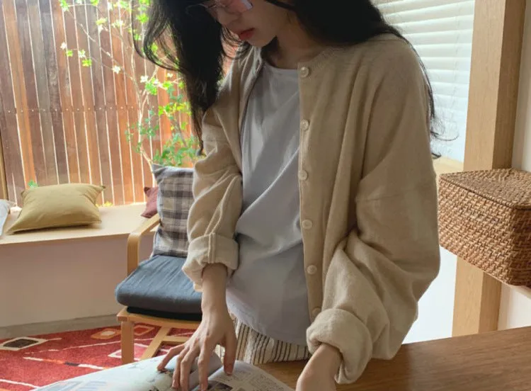 Basic knit cardigan