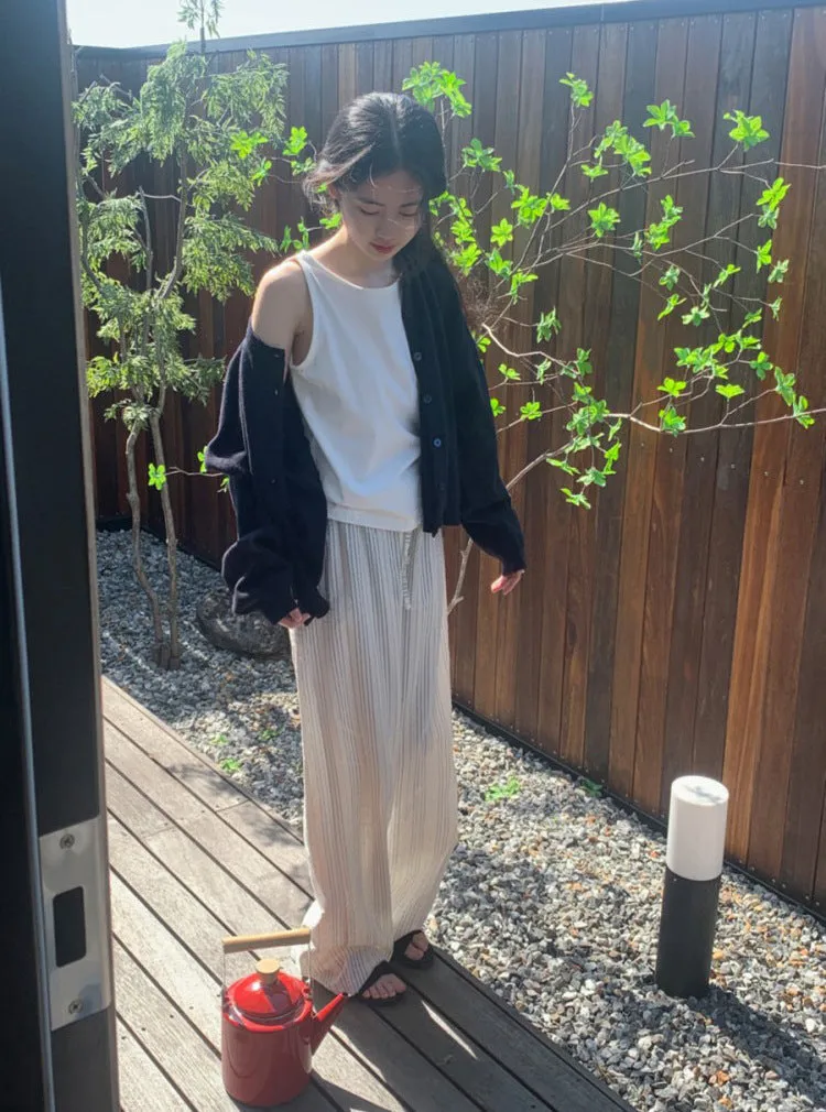 Basic knit cardigan