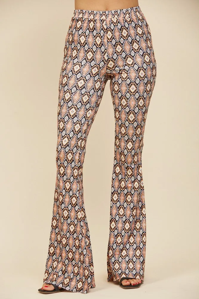 BOHO GEO PRINT KNIT BELLBOTTOM PANTS W2220PIA