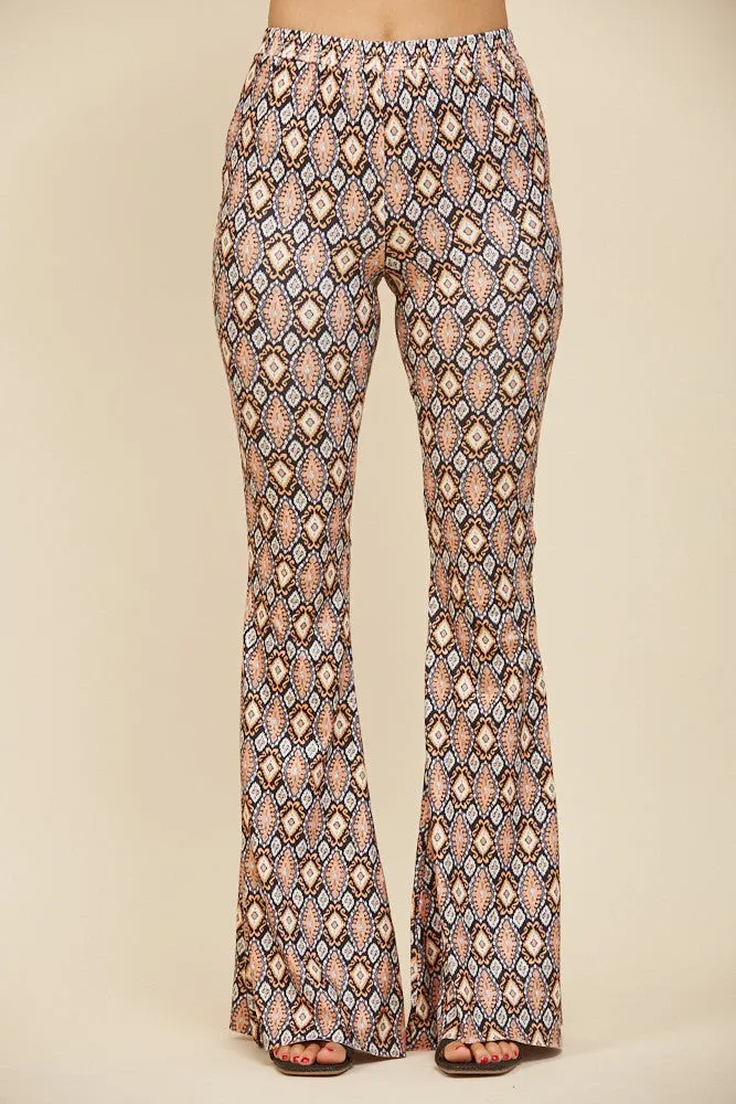 BOHO GEO PRINT KNIT BELLBOTTOM PANTS W2220PIA
