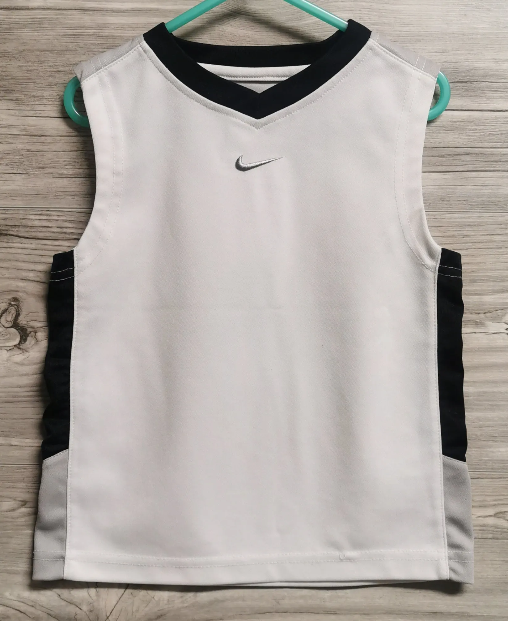 BOY SIZE 4 YEARS - NIKE, Athletic Tank Top EUC B50