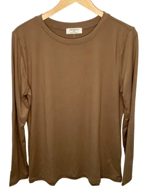 Brushed Microfiber Long Sleeve Round Neck Tee in Mocha