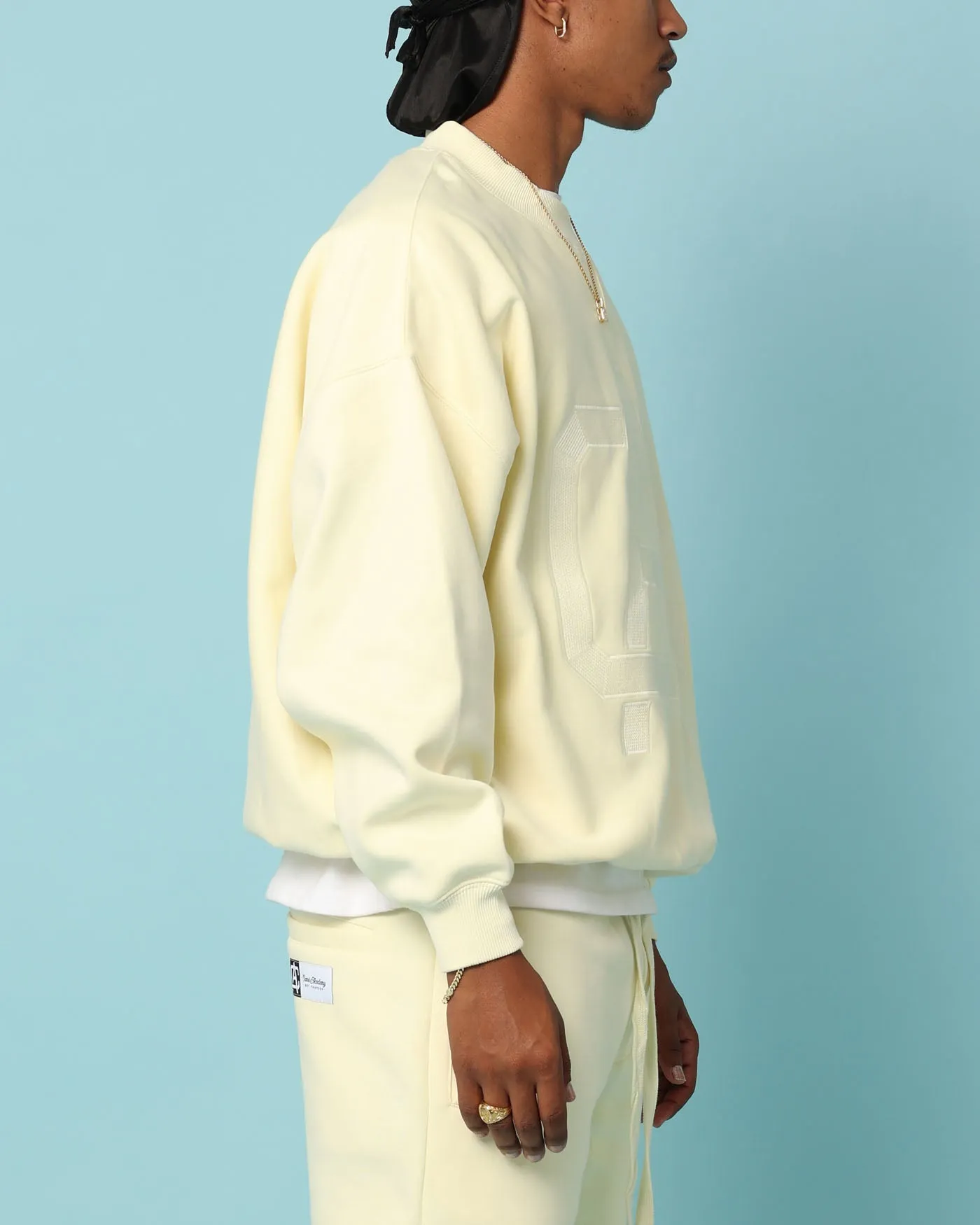 Carré Academy Oversized Crewneck Yellow