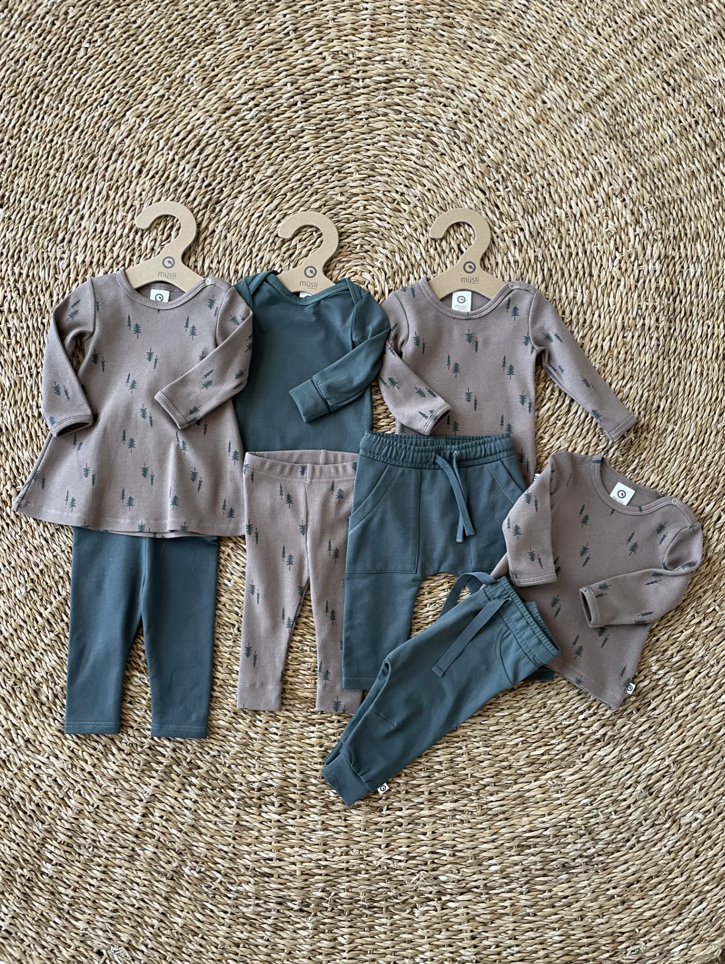 Cozy Me Balance Green  Leggings