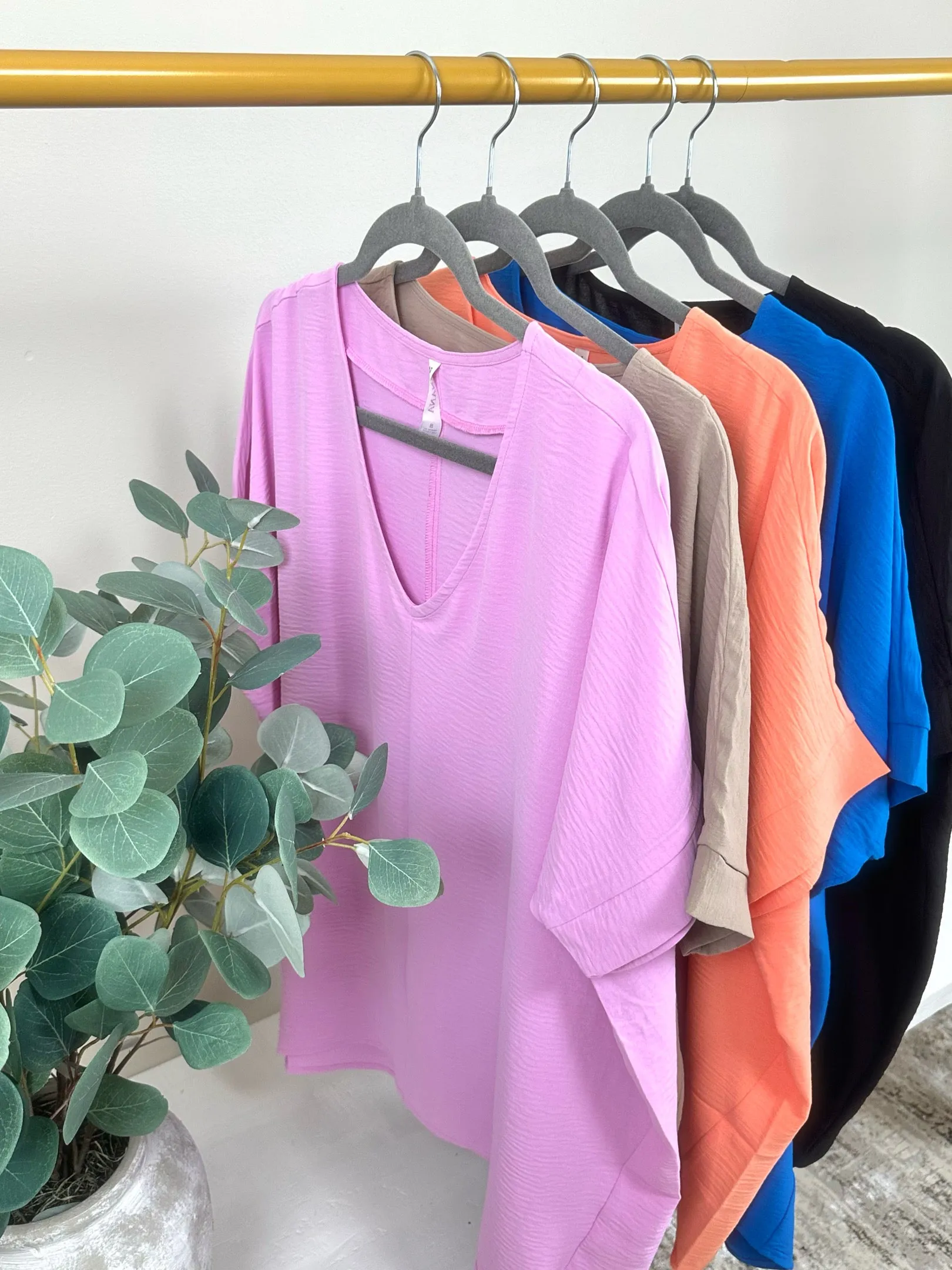 *LAST ONE* Weekender Airflow Top | Lt. Mocha