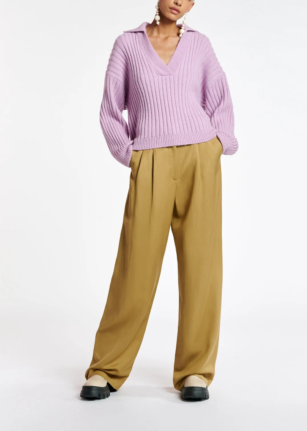 Lilac V-neck ribbed-knit sweater