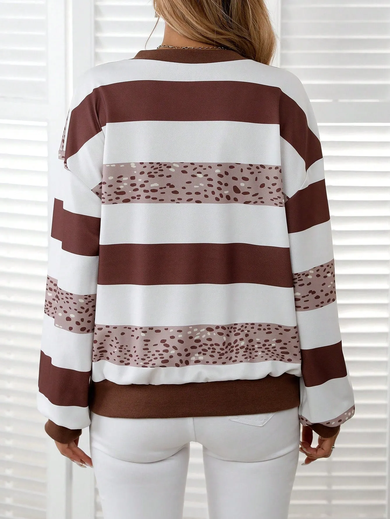 LUNE Striped Pattern Loose Lightweight Sweatshirt
