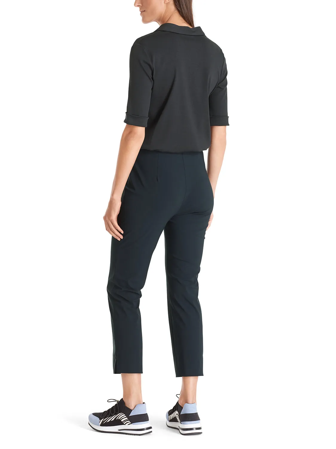 Marccain Pants in Stretch Fabric Ta8114J04