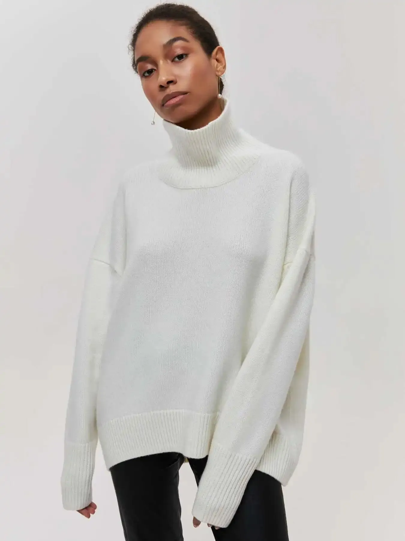 Octavia | Cozy Turtleneck Sweater