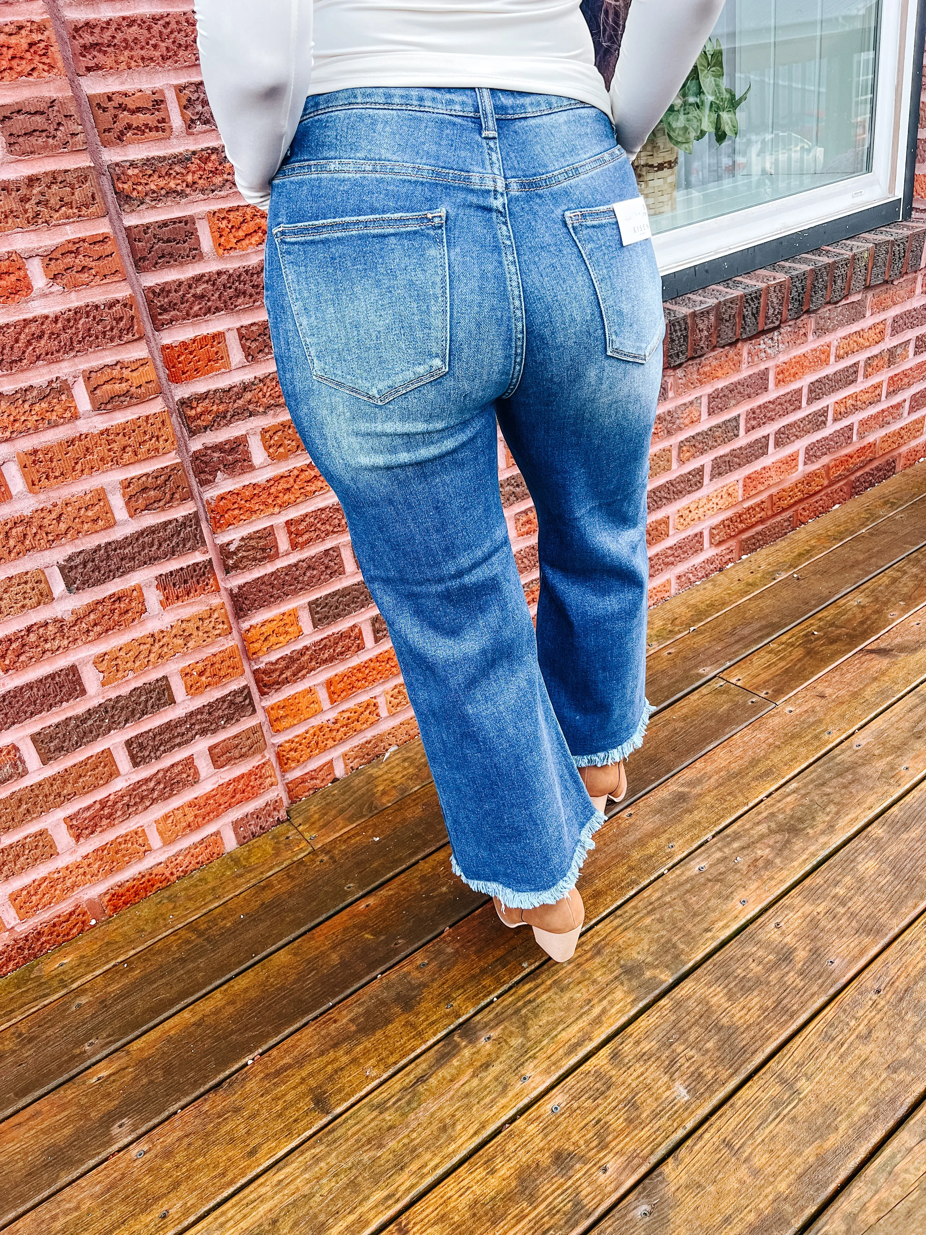 Owen- High Rise Frayed Ankle Wide Jeans