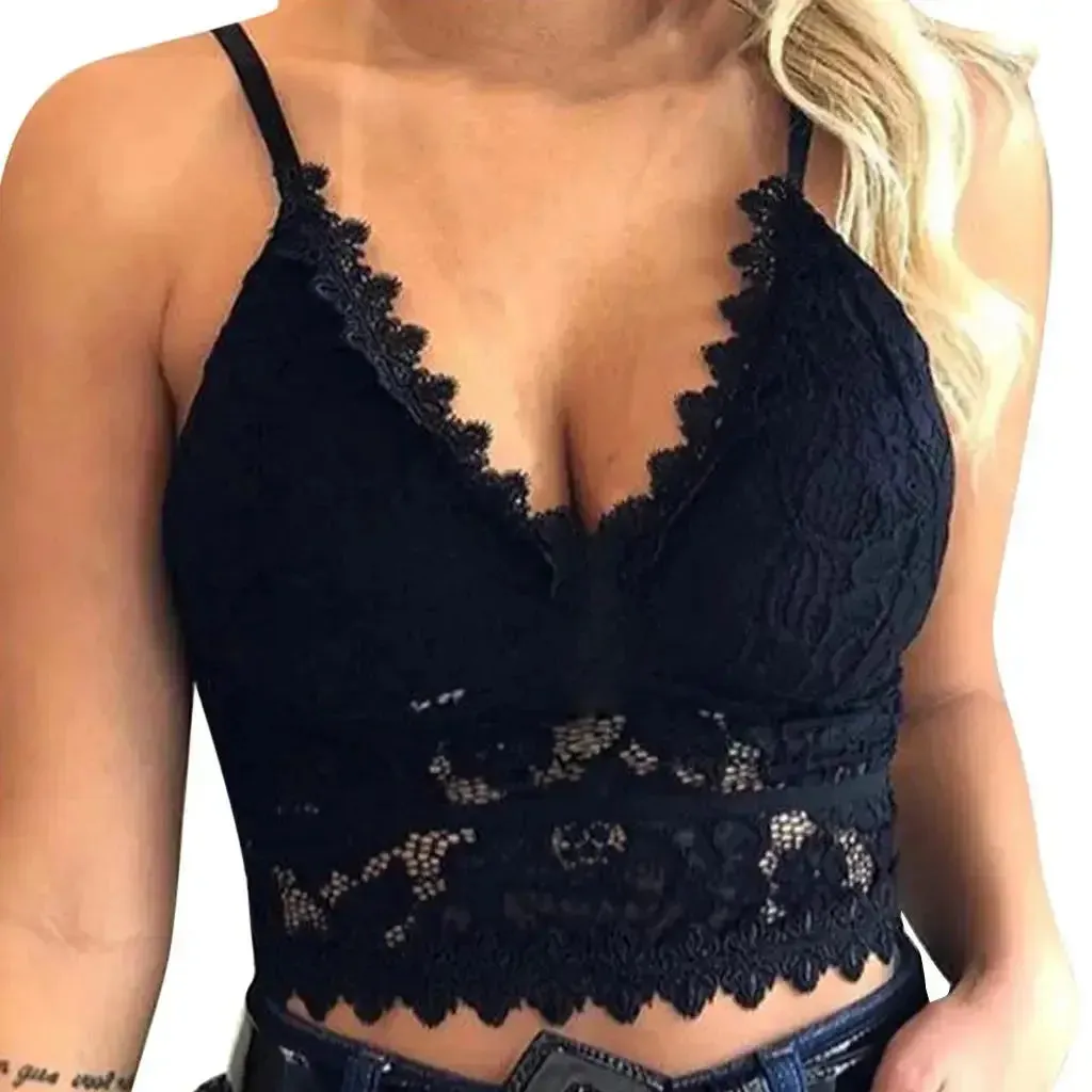 Plus size lace V-neck tank top for women with built-in wireless bra, breathable camisole for everyday wear