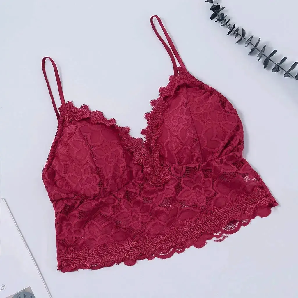 Plus size lace V-neck tank top for women with built-in wireless bra, breathable camisole for everyday wear