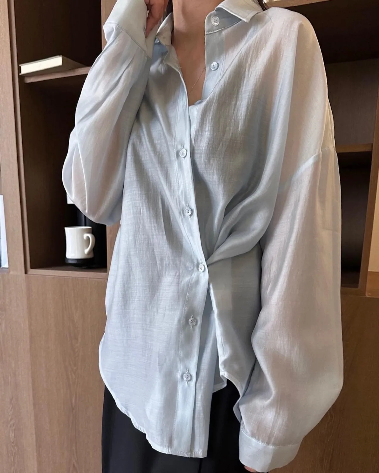 Shiny Tencel Loose Fit Two-Way Shirts