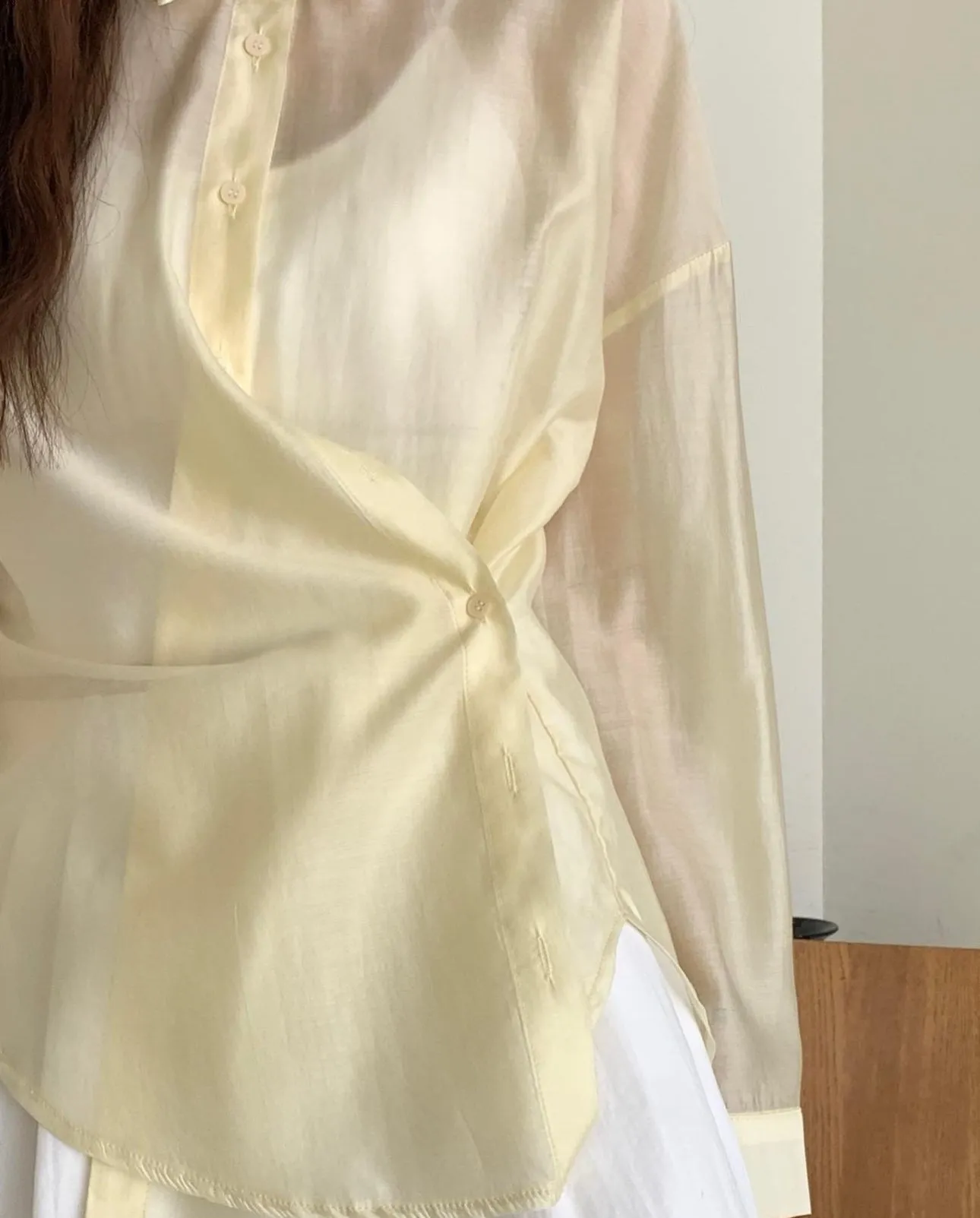 Shiny Tencel Loose Fit Two-Way Shirts