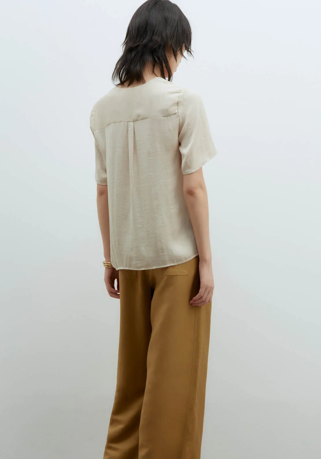 Short-Sleeved Blouse - Beige