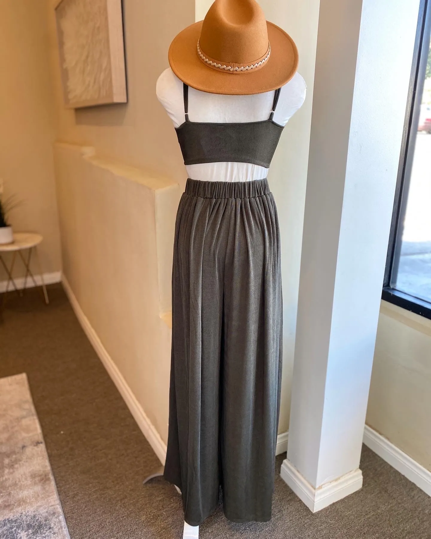 Silky Backless Pants Set