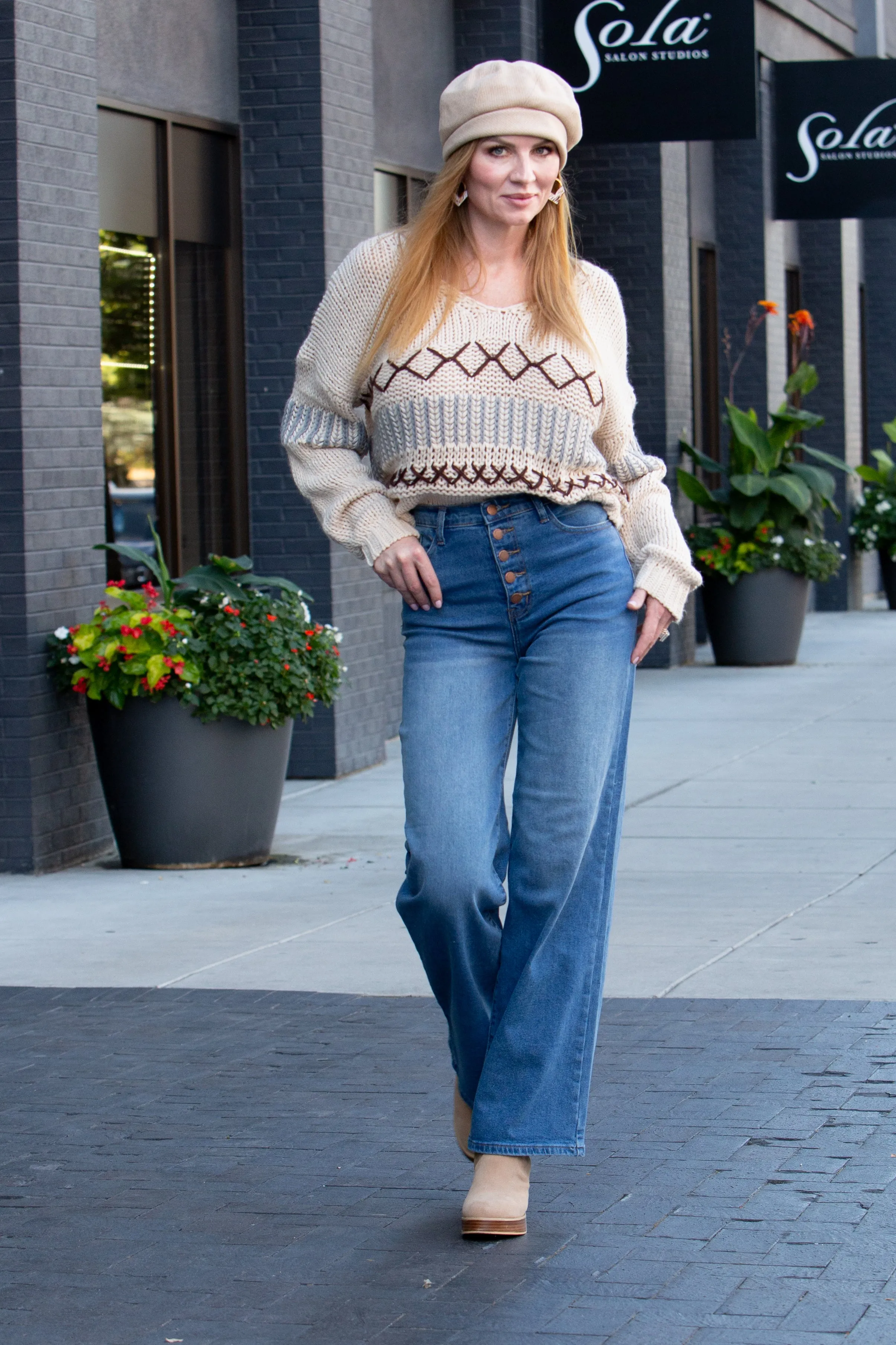 SYDNEY OVERSIZED STITCH DETAIL SWEATER
