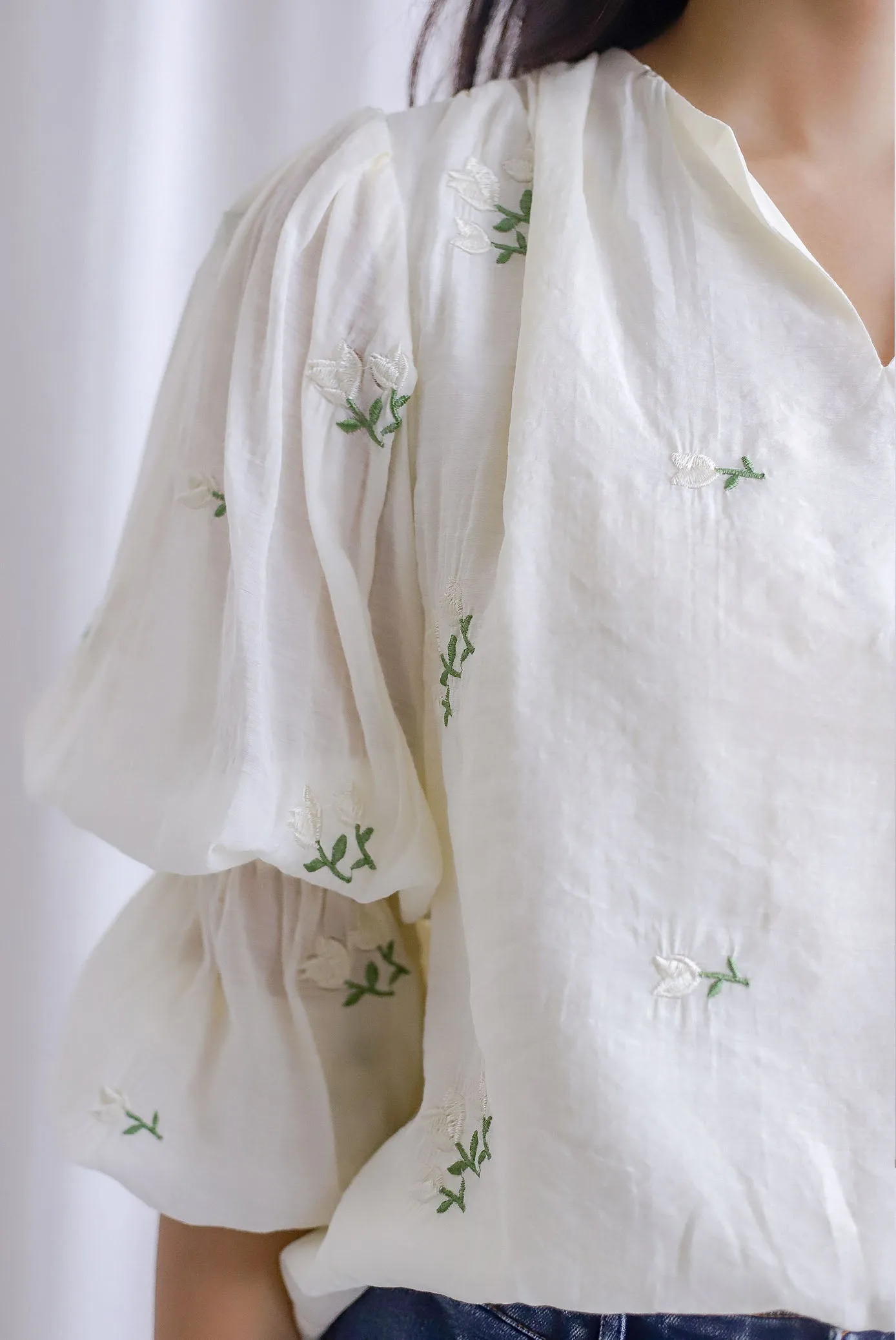 TDC Lassie Tiered Puffy Sleeve Top In Cream Embro