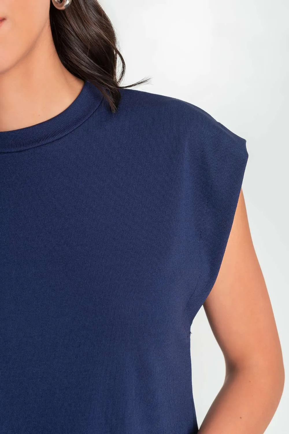 Top canalé de fit oversized sin mangas