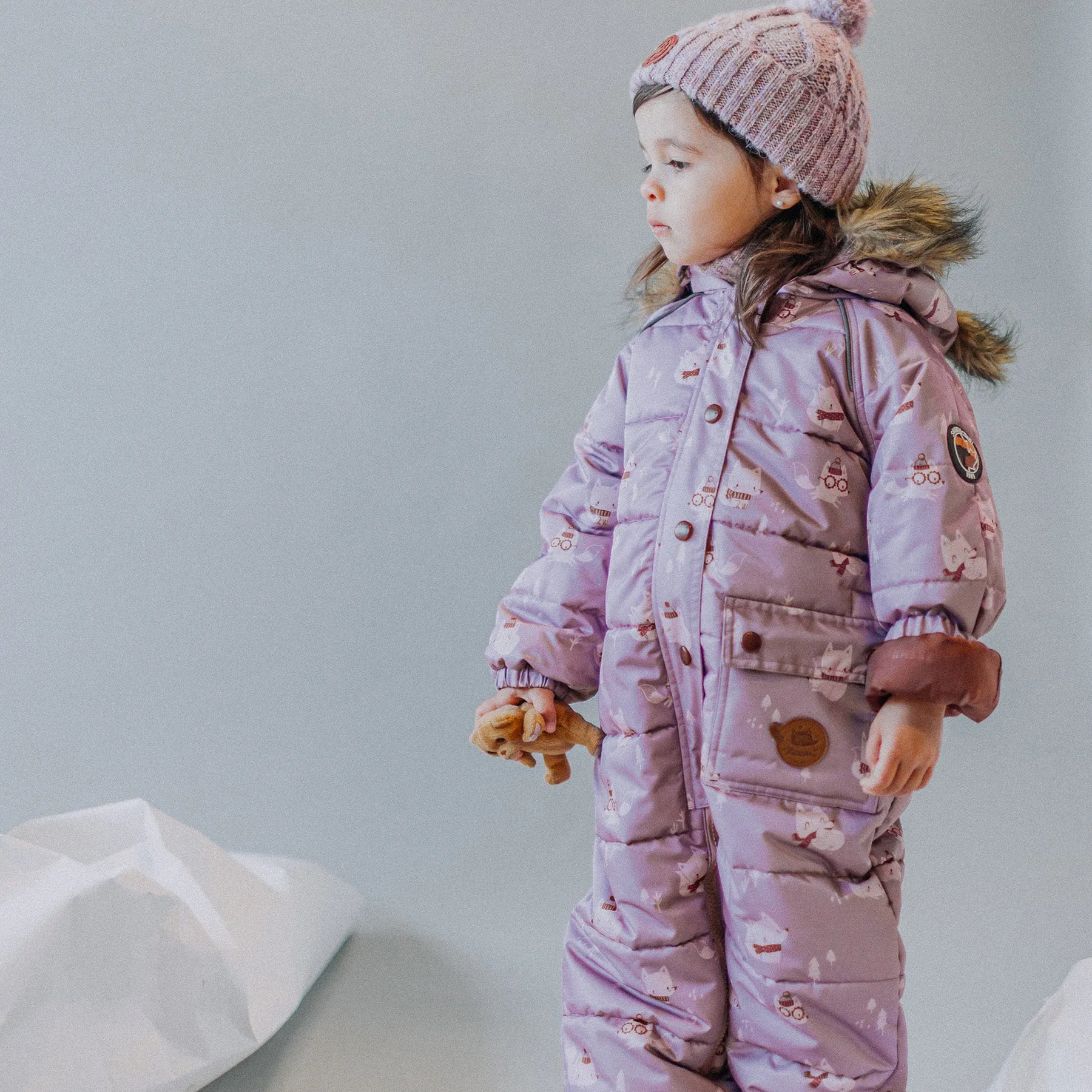 Tuque de maille mauve avec pompon, bébé || Purple knitted toque with a pompom, baby