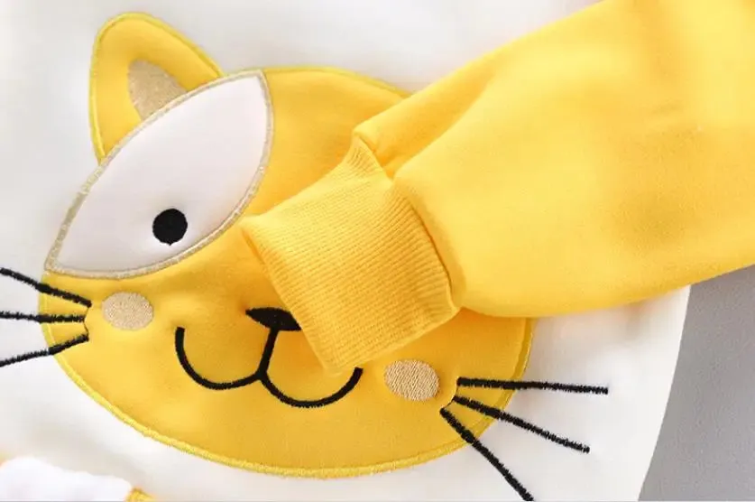 Winter Cartoon Bear Warm Velvet Long Hooded Vest