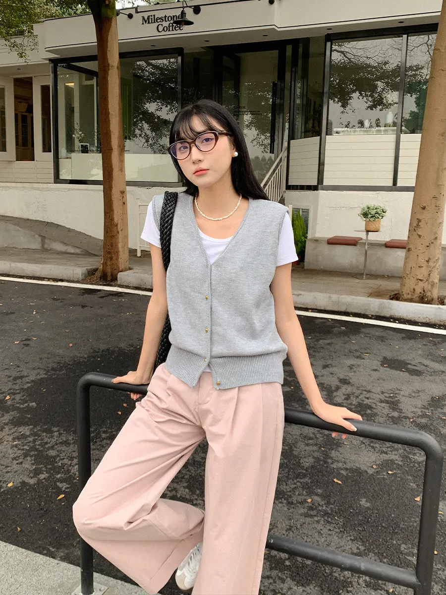 Wool sleeveless vest