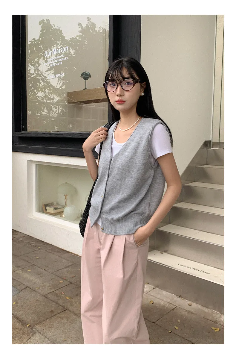 Wool sleeveless vest